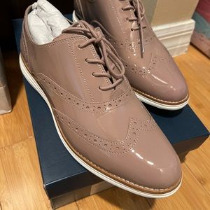 Cole Haan Patent Oxford Taupe